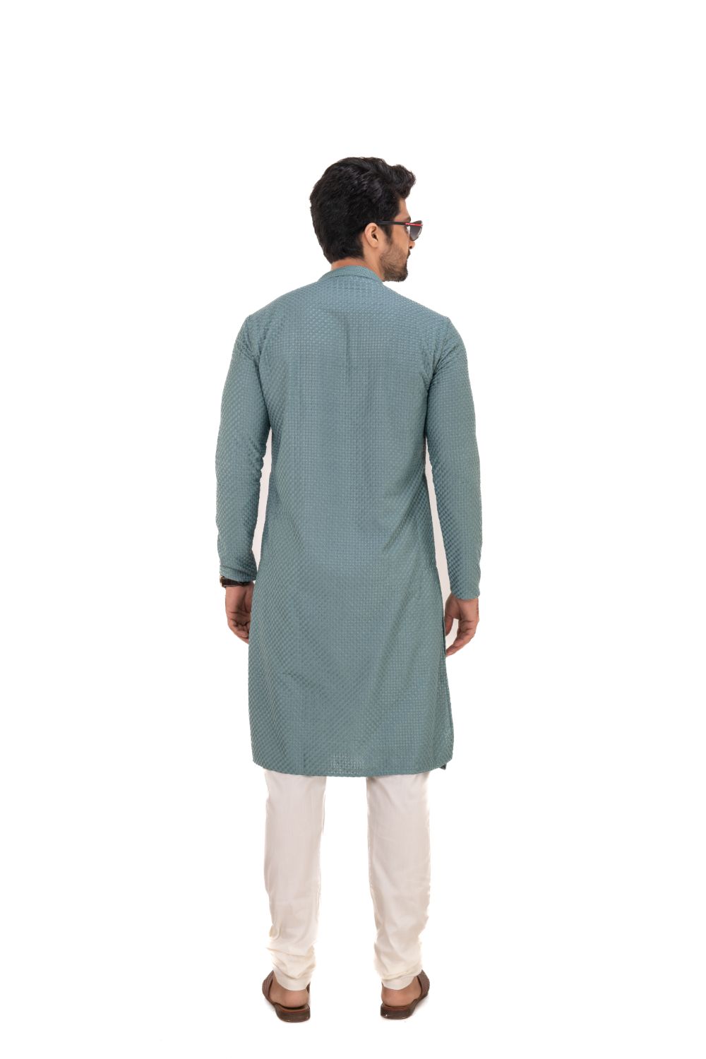 Embroidered Chikankari Kurta