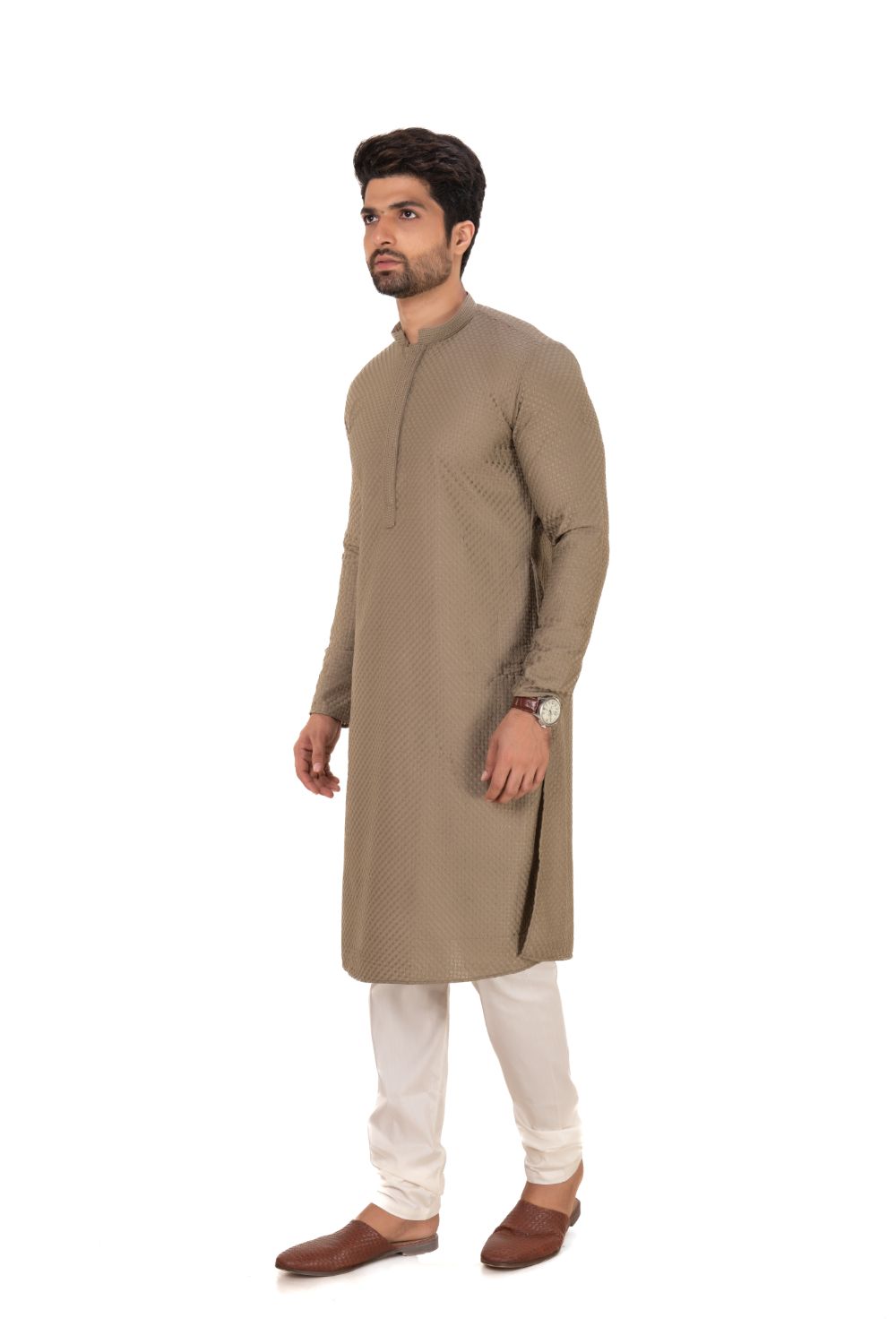 Embroidered Chikankari Kurta